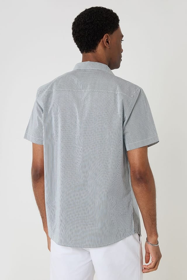 Threadbare Threadbare Men's Stripe Cotton Poplin Short Sleeve Shirt in Blue - 2