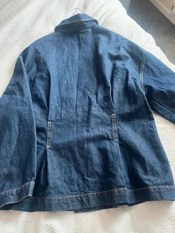 ASOS Asos fitted denim jacket new in size 10