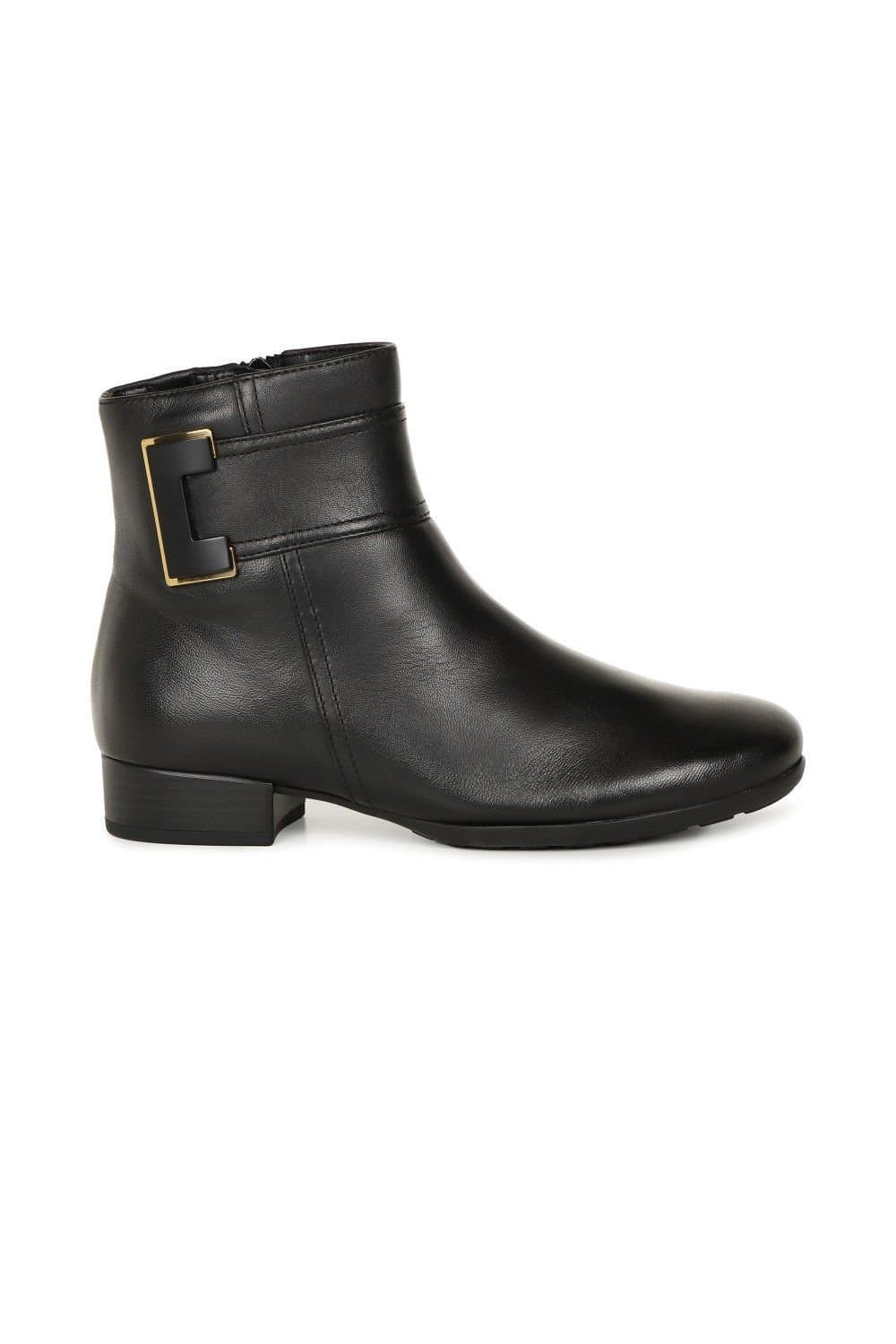 Gabor Gabor Women's 'Balm' Ankle Boots in Black