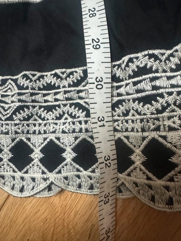 Zara Beautiful 8-10 uk 🖤🐼embroidered Zara skirt boho gothic festival - 1