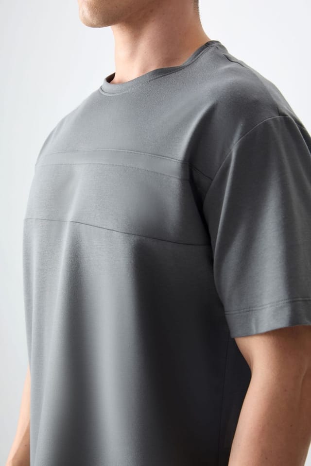 Tommy Life Tommy Life Men's Oversized Crew Neck T-Shirt in Charcoal - 2