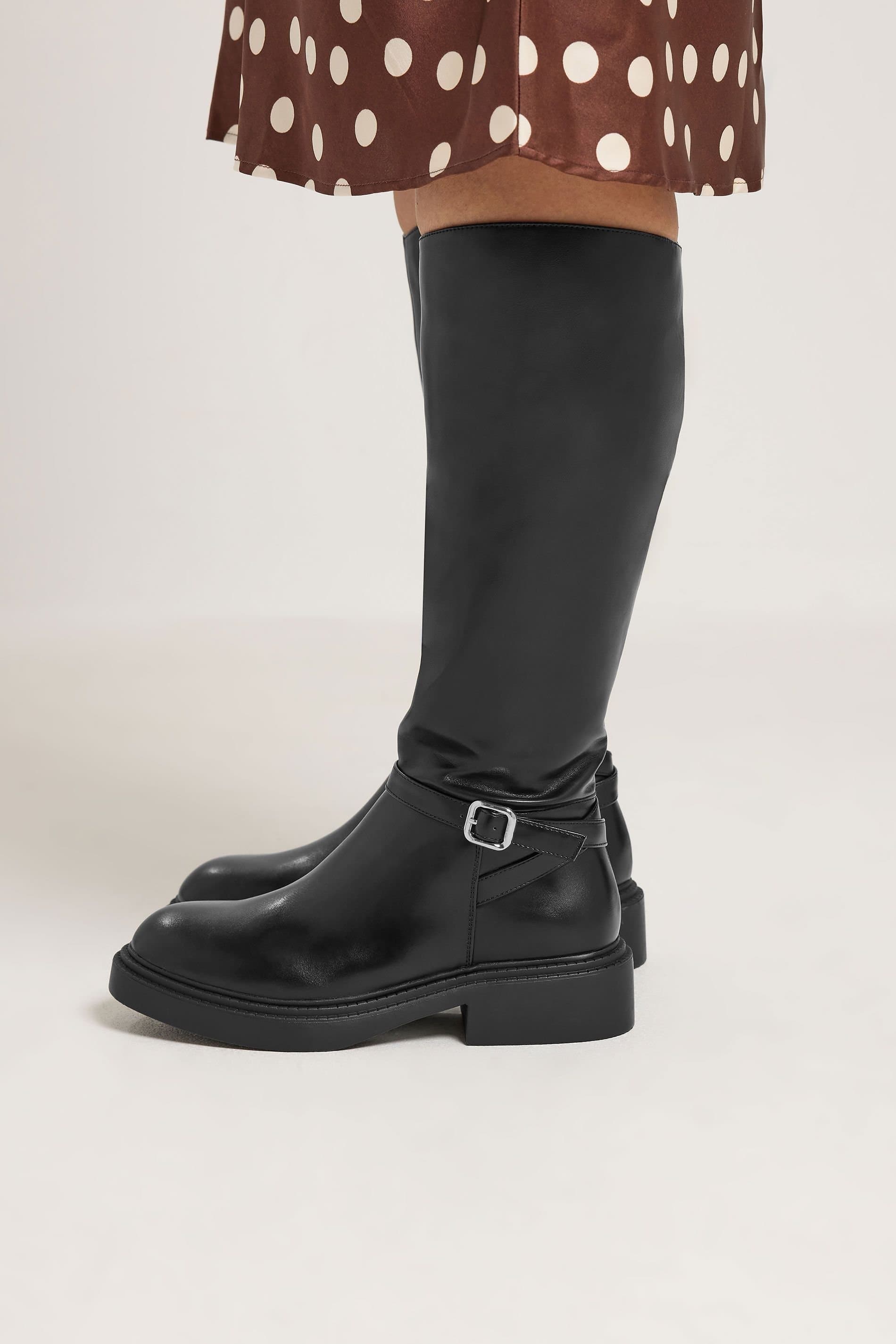 Yours Yours Women's Detail Riding Boots In Wide E Fit in Black
