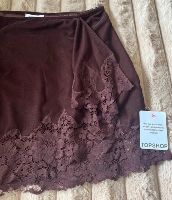 Topshop Velvet miniskirt lace trim chocolate skirt #spring summer festival party