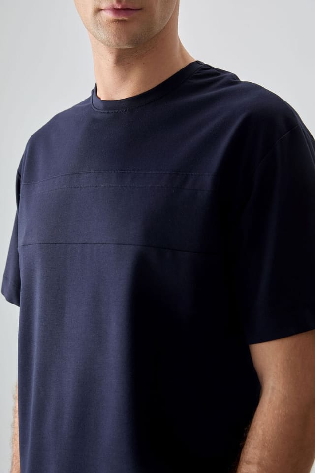 Tommy Life Tommy Life Men's Oversized Crew Neck T-Shirt in Navy - 2