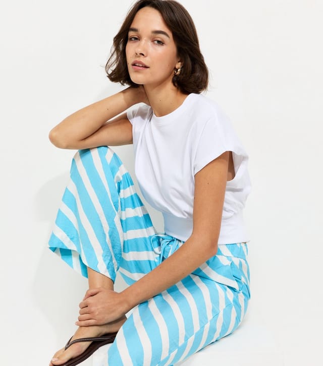 New Look Women's Blue Painted Goya Wide Leg Trousers New Look - 2
