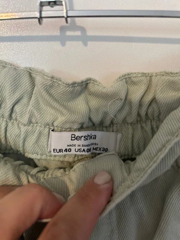 Bershka Paperbag high waist elastic trousers