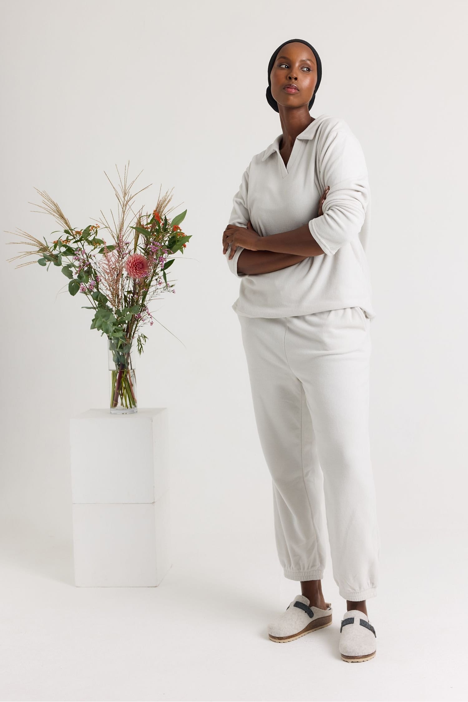 Pretty You London Pretty You London Women's Fleece Lounge Set in Stone - 4
