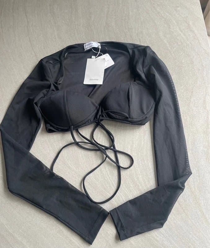 Bershka Bershka black crop top size xs