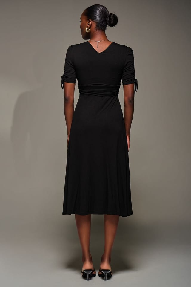 Jolie Moi Jolie Moi Women's Jersey Tie Sleeve Wrap Front Midi Dress in Black - 2