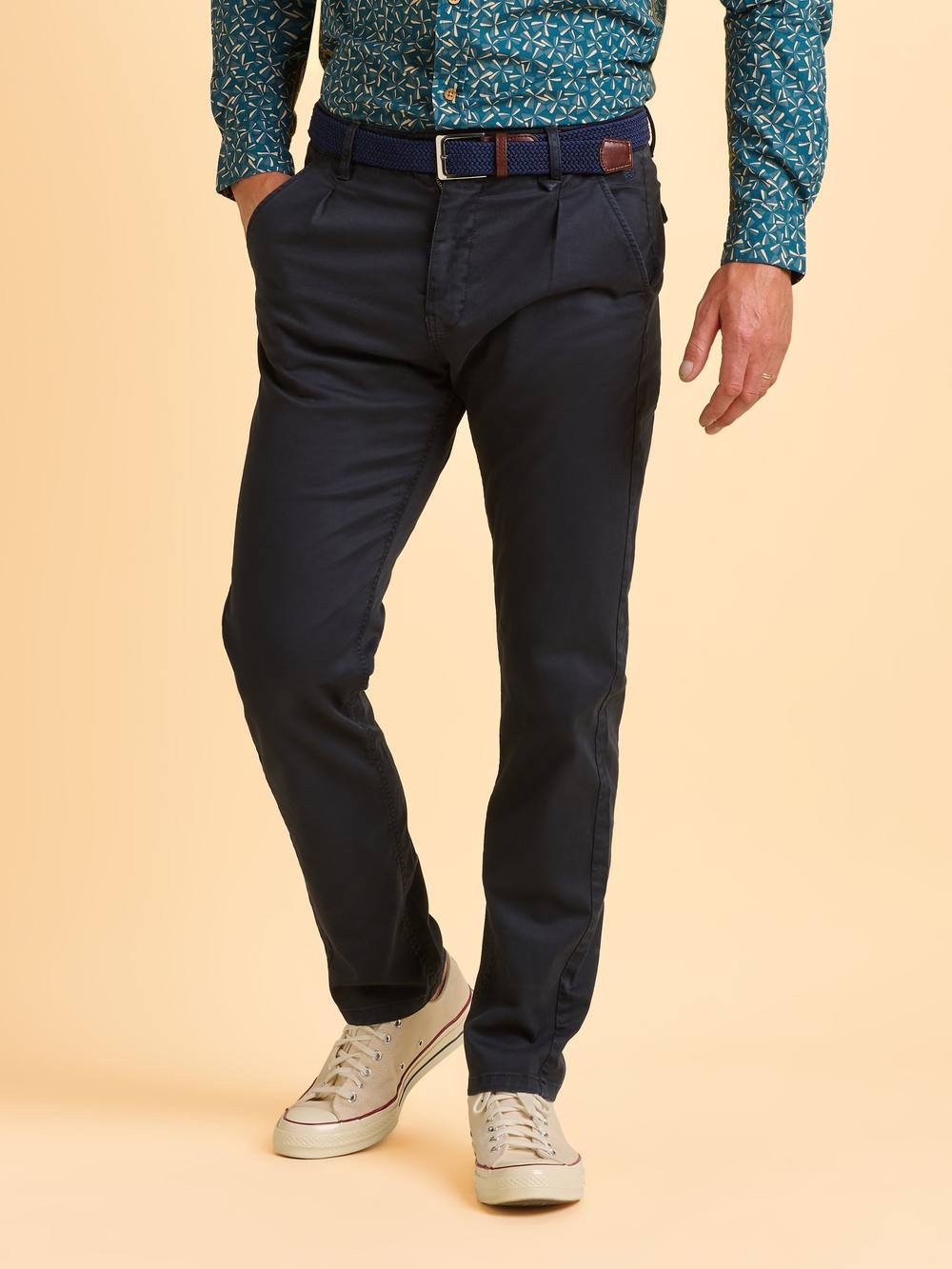 Brakeburn Brakeburn Men's Beccles Trouser in Navy - 3