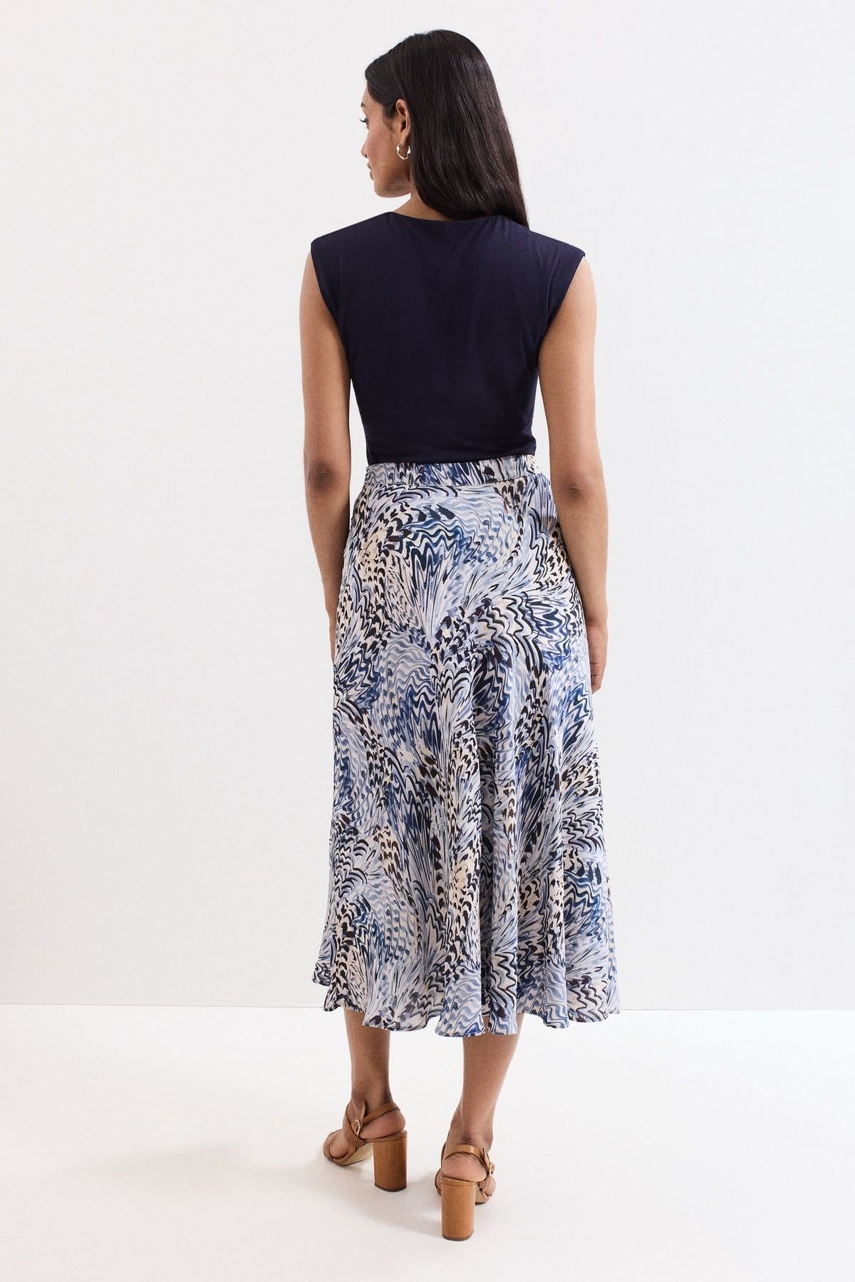 Phase Eight Phase Eight Women's Adola Animal Skirt in Light Blue - 4