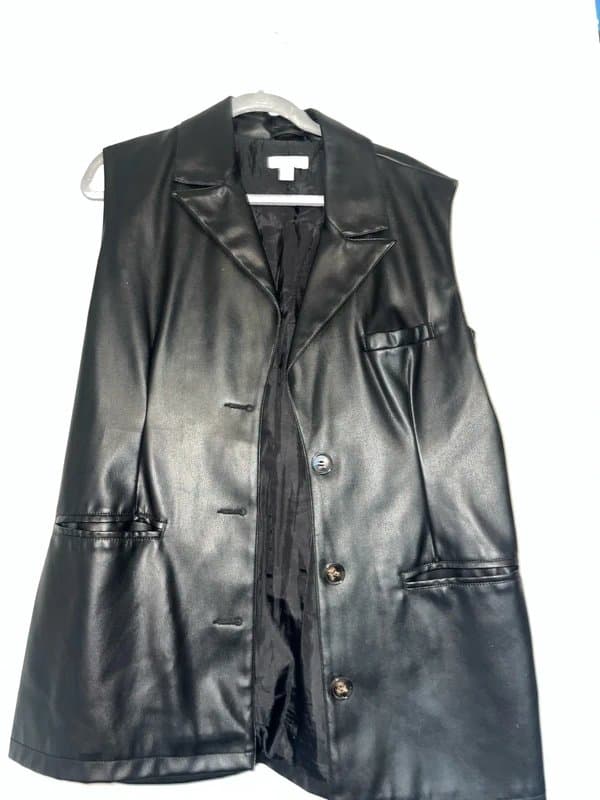 Topshop Topshop faux leather sleeveless jacket