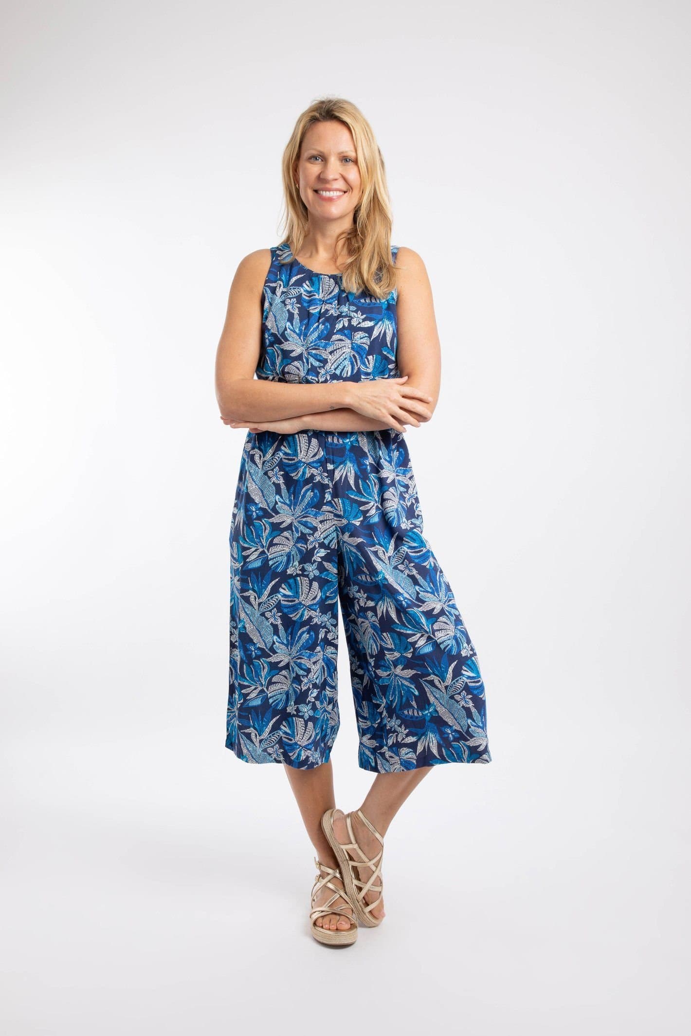 Weird Fish Weird Fish Women's Nalani Printed Viscose Jumpsuit in Dark Indigo