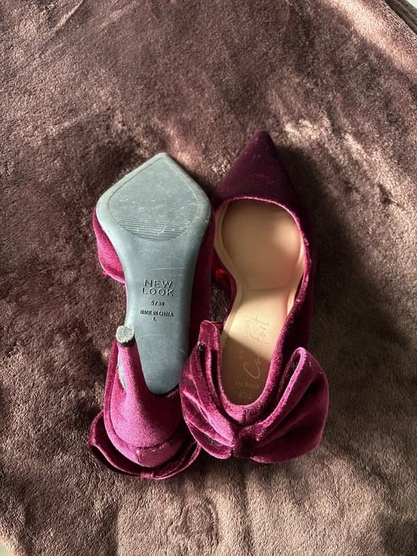 New Look Burgundy velvet heels
