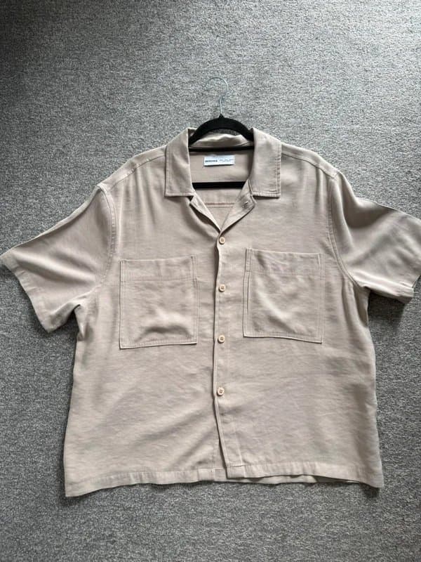 Bershka Beige shirt