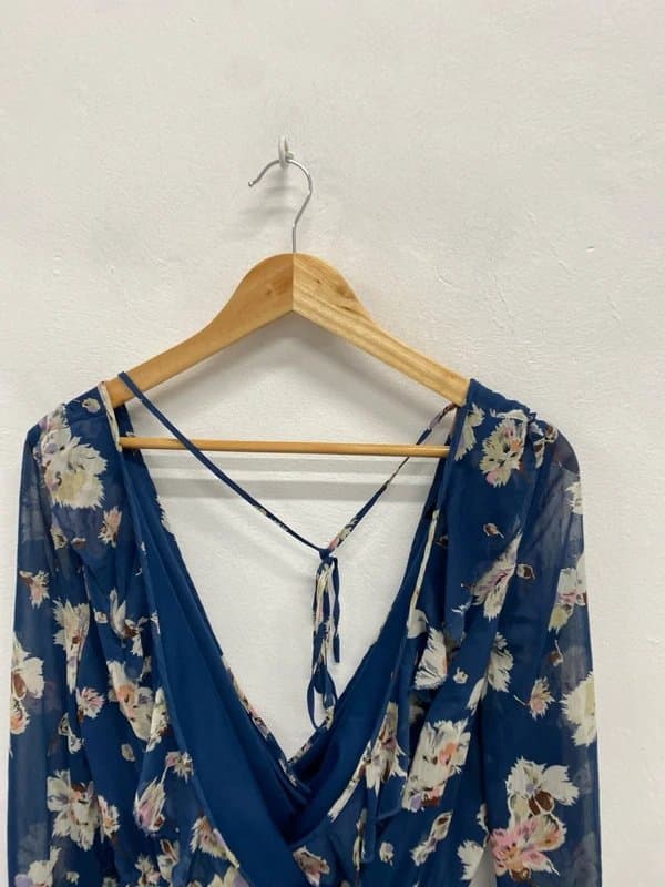 New Look Fabulous new look navy floral low bust boho playsuit UK 10 SM487