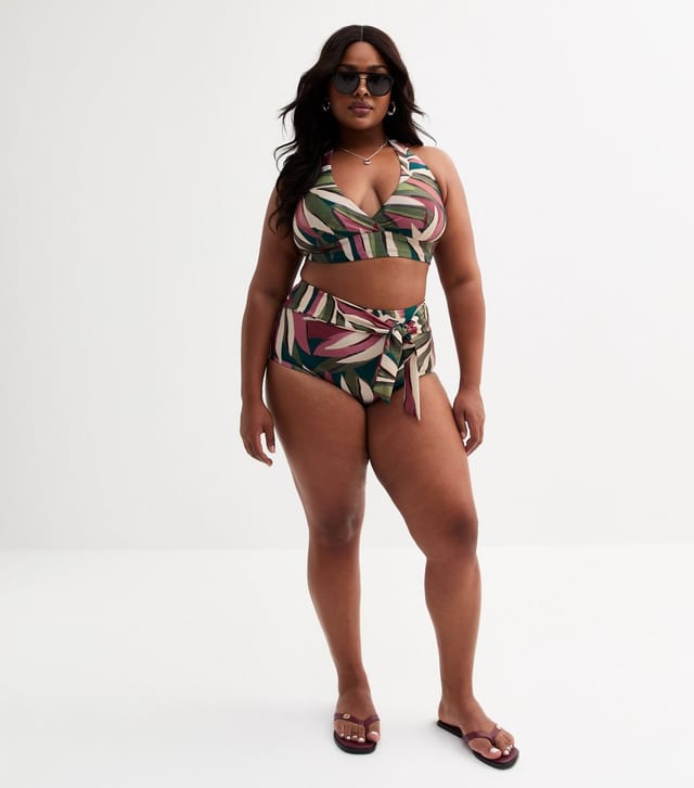 New Look Women's Plus Size Green Leaf Print Halterneck Bikini Top Curves New Look - 3