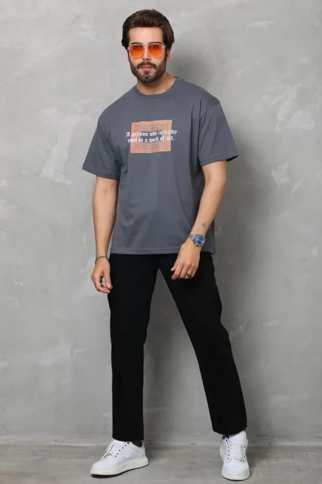 Janes Janes Men's Oversized Crew Neck T-Shirt with Text Print in Dark Grey - 3