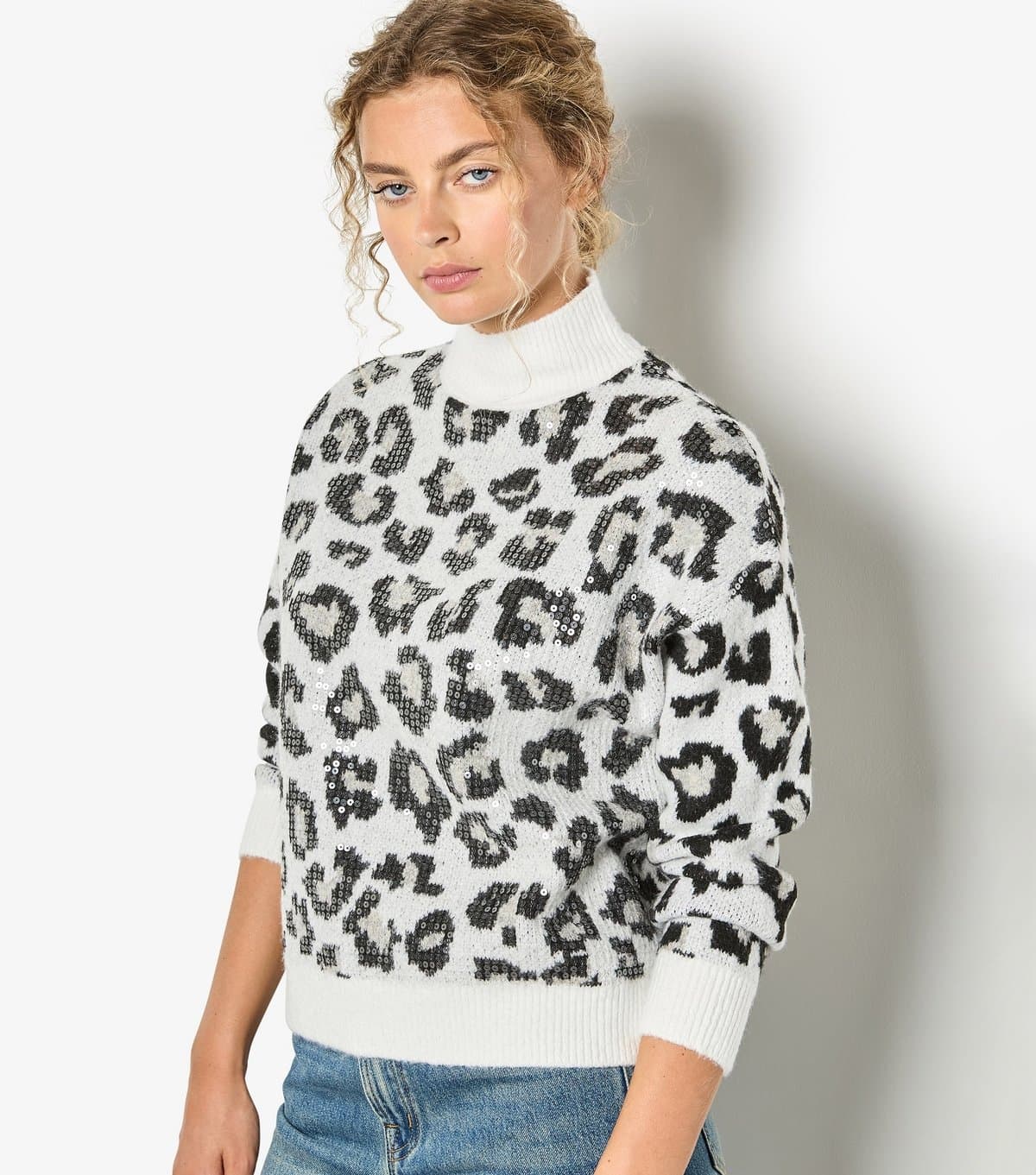 Apricot Women's White Clear Sequin Knit Jumper Apricot New Look