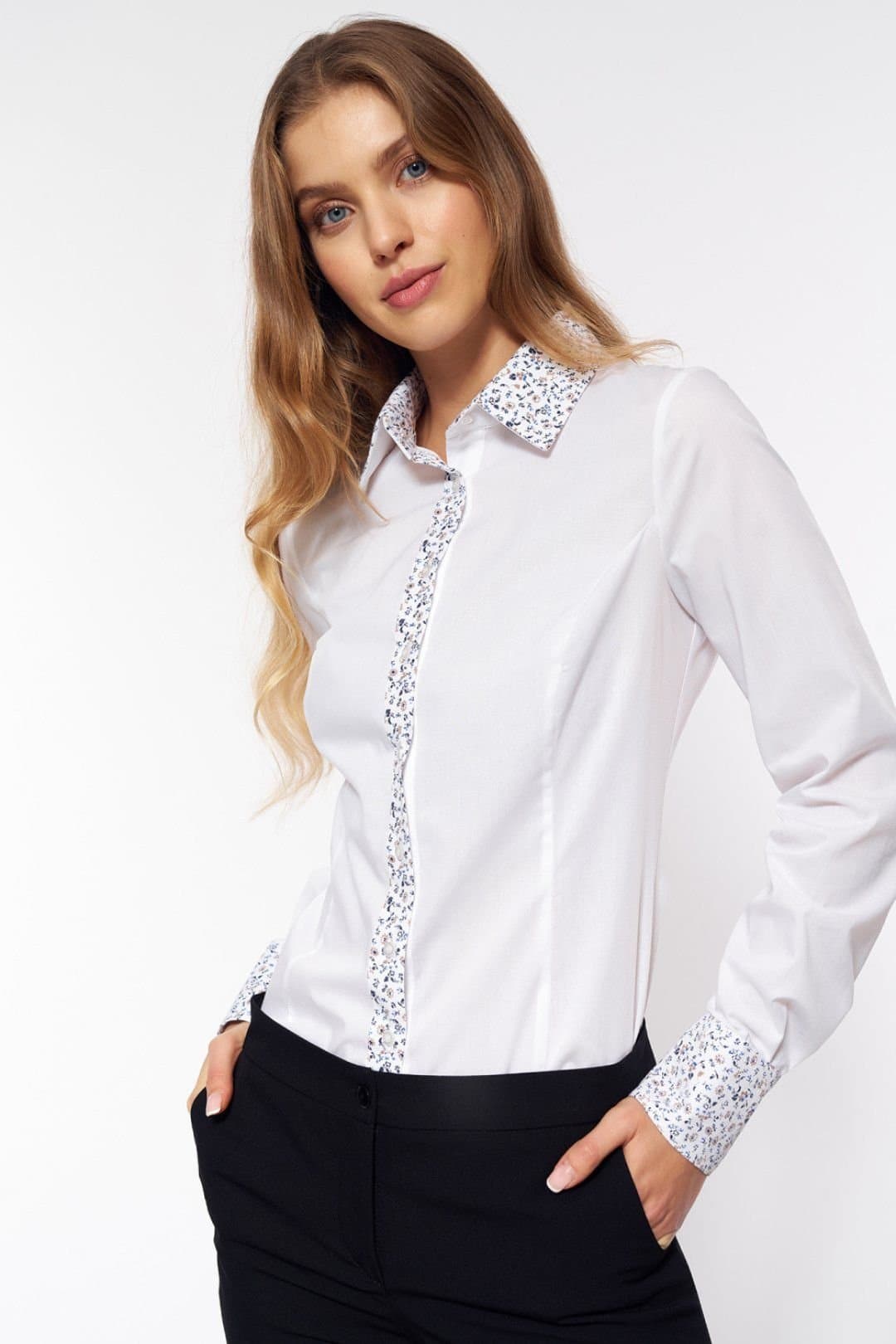 Love Lace Love Lace Women's Classic White Long Sleeve Shirt With Pleat