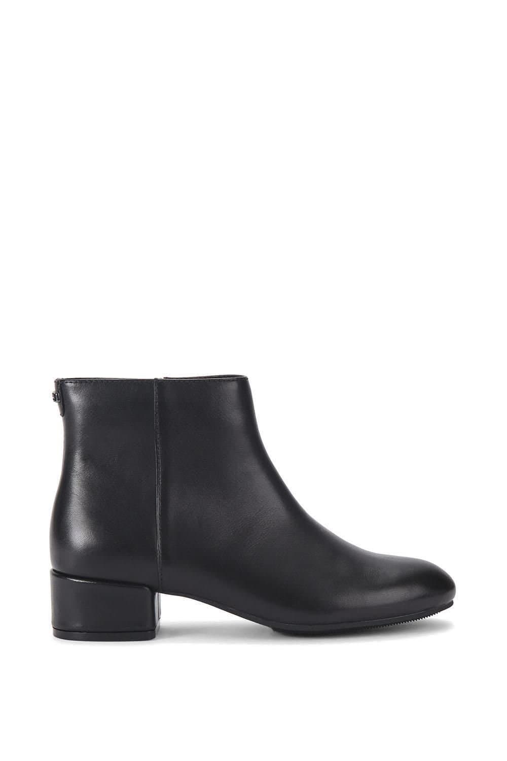 Carvela Carvela Women's 'Gaia Ankle' Leather Boots in Black