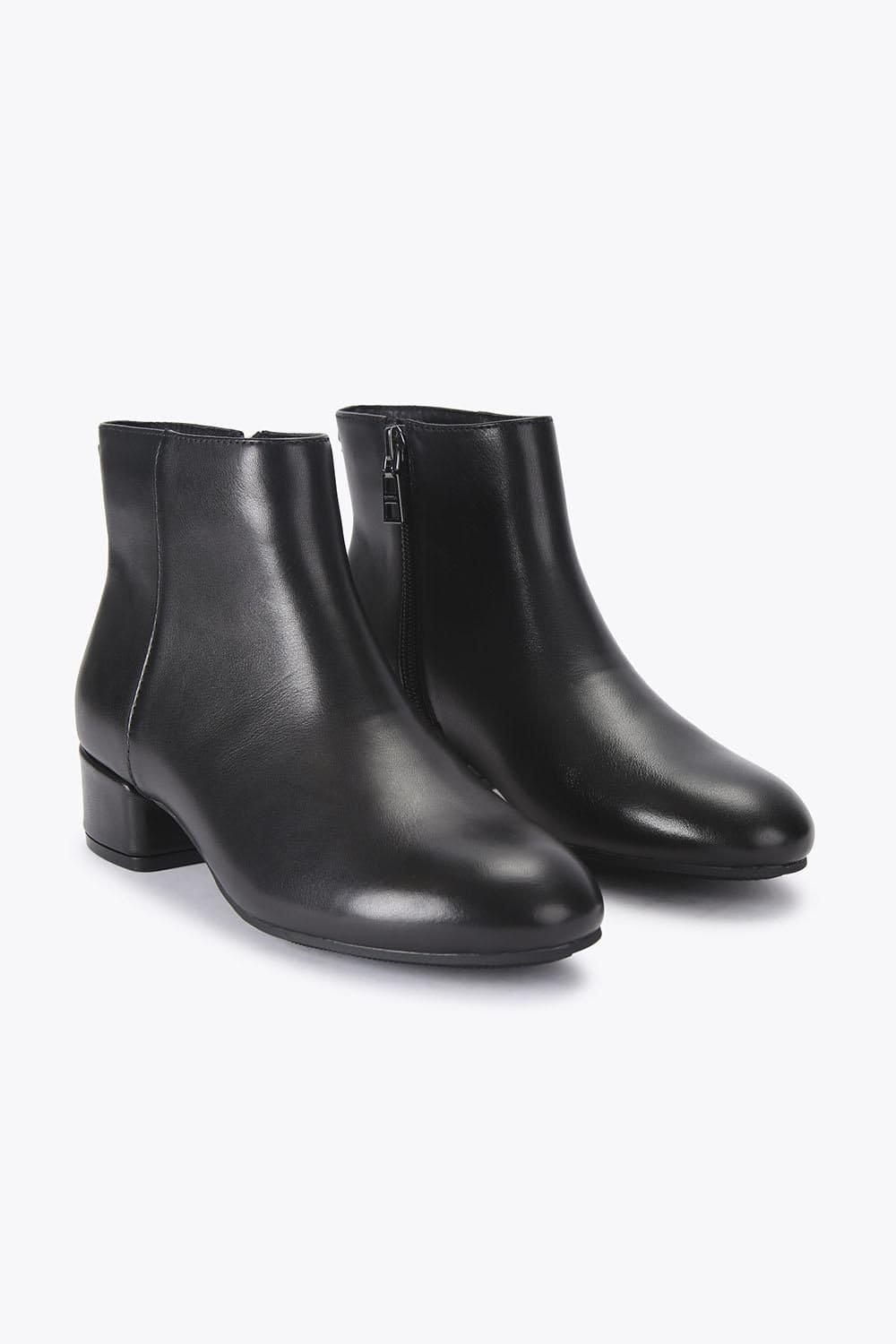 Carvela Carvela Women's 'Gaia Ankle' Leather Boots in Black - 4