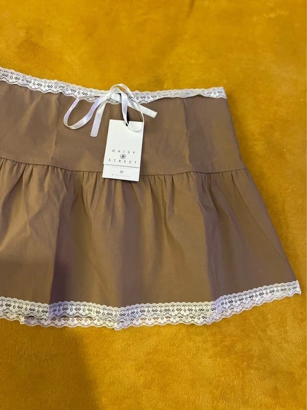 Daisy Street Tan Ruffle Skirt with Lace Trim and Bow
