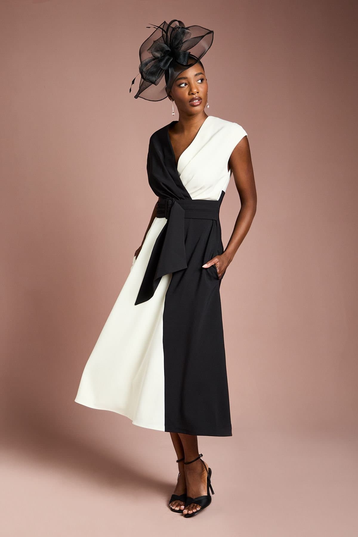 Coast Coast Women's Belted Crepe Mono Midi Dress
