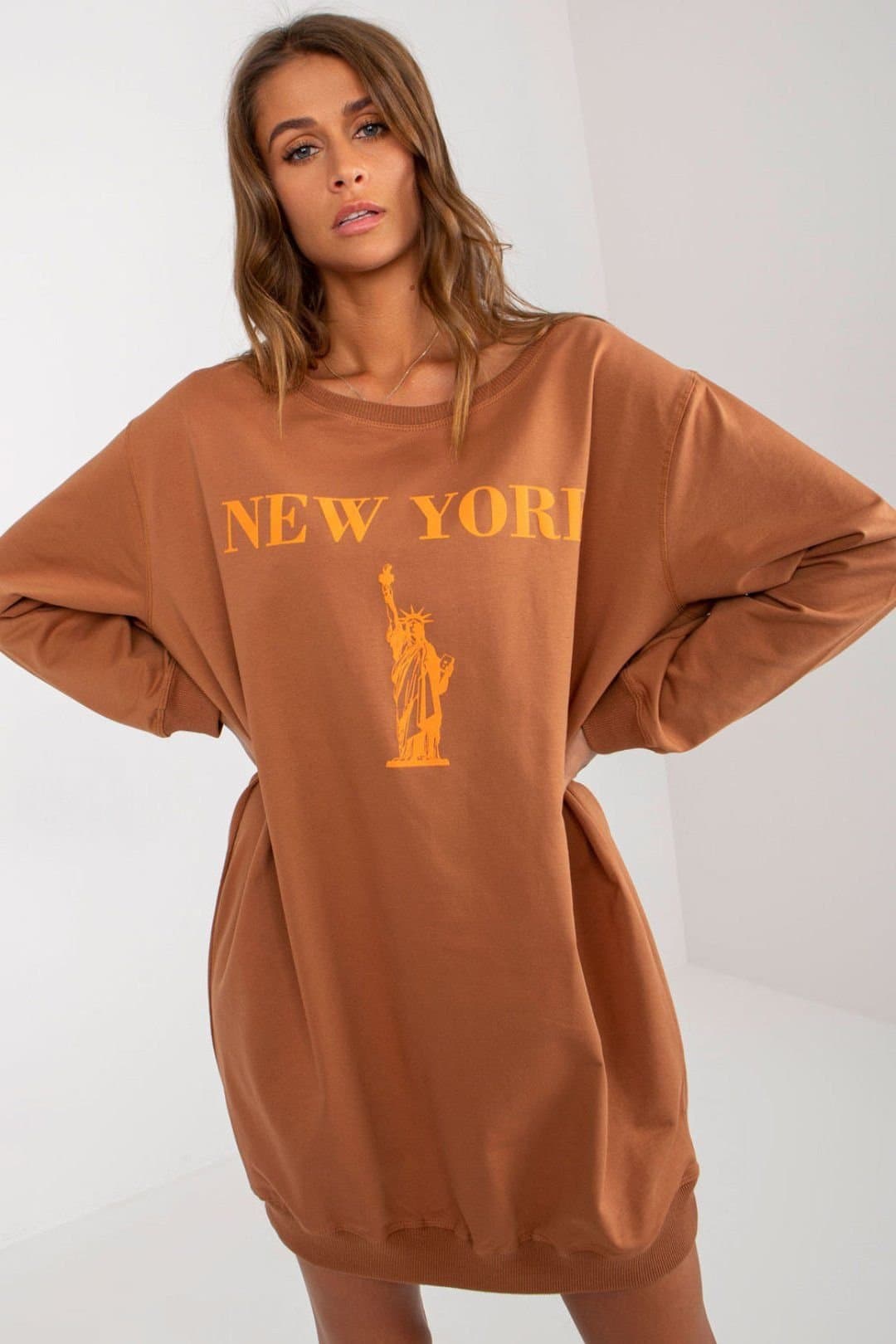 Love Lace Love Lace Women's Oversized Print Front Casual Sweatshirt in Brown