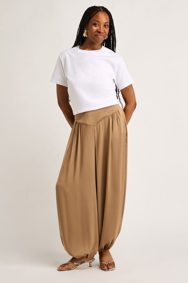 GWD by GEORGE W. DAVIES GWD by GEORGE W. DAVIES Women's GWD Tula Satin Trouser Stone - 2