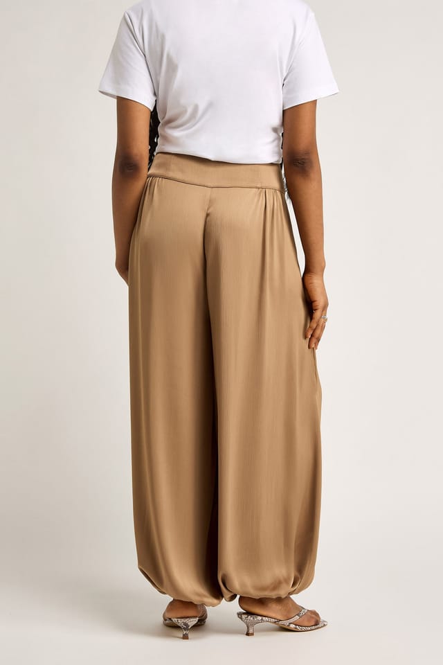 GWD by GEORGE W. DAVIES GWD by GEORGE W. DAVIES Women's GWD Tula Satin Trouser Stone - 3