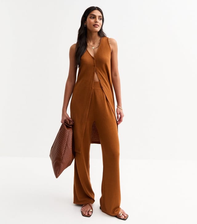 New Look Women's Tan Textured Long Line Button Front V Neck Waistcoat New Look - 3