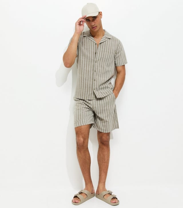New Look Men's Green Short Sleeve Stripe Regular Longline Shirt New Look - 3