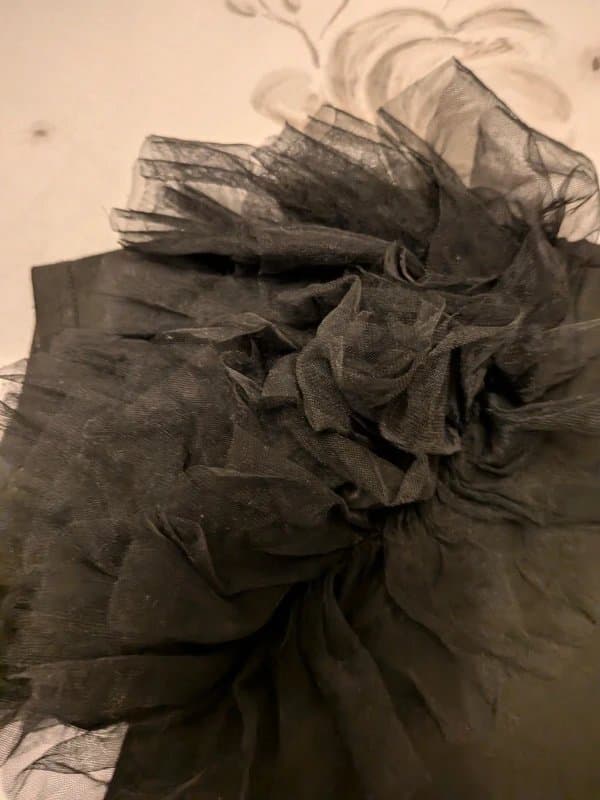 New Look Ladies black tulle sleeve top