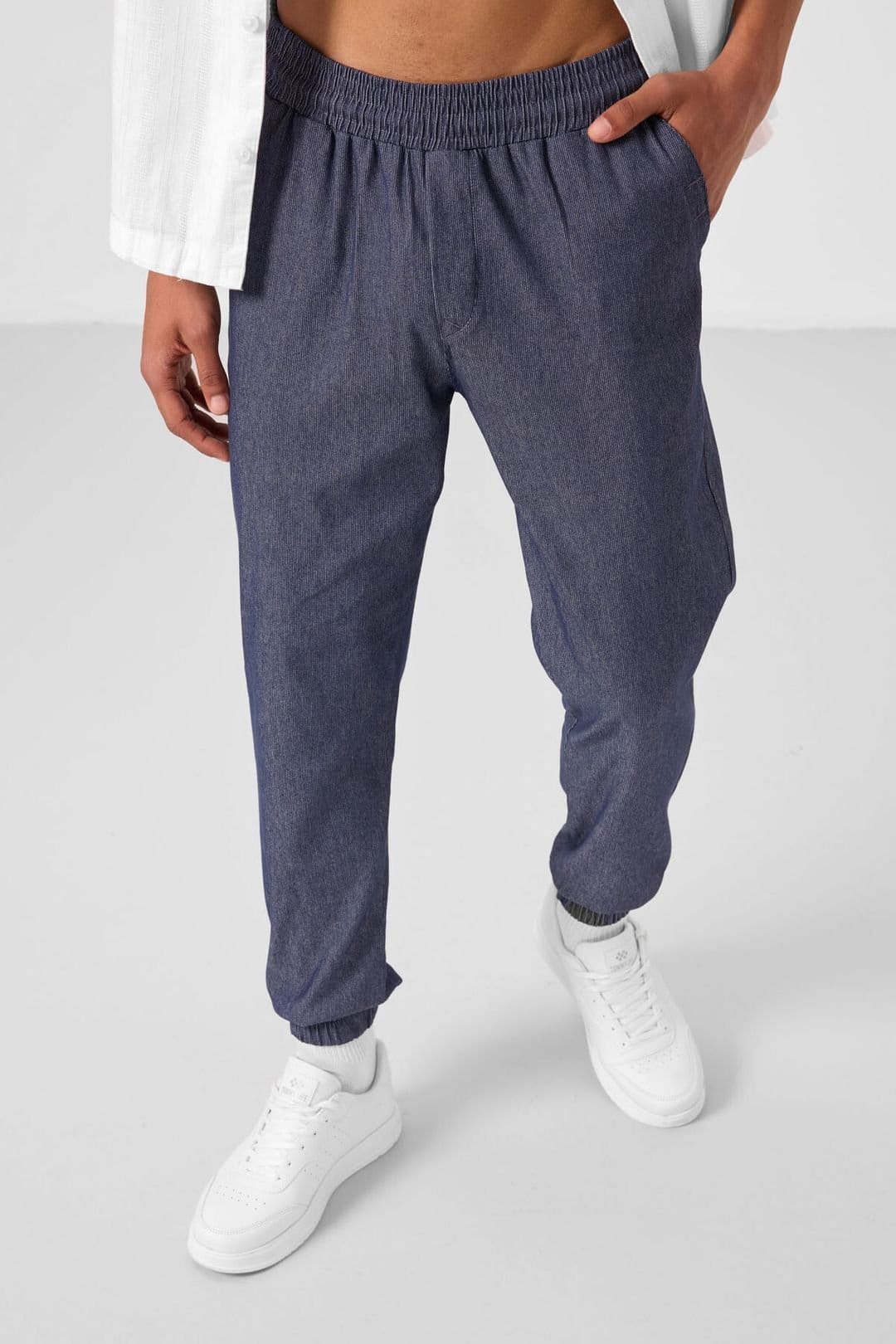 Tommy Life Tommy Life Men's Straight-Leg Pull-On Chinos in Navy - 4