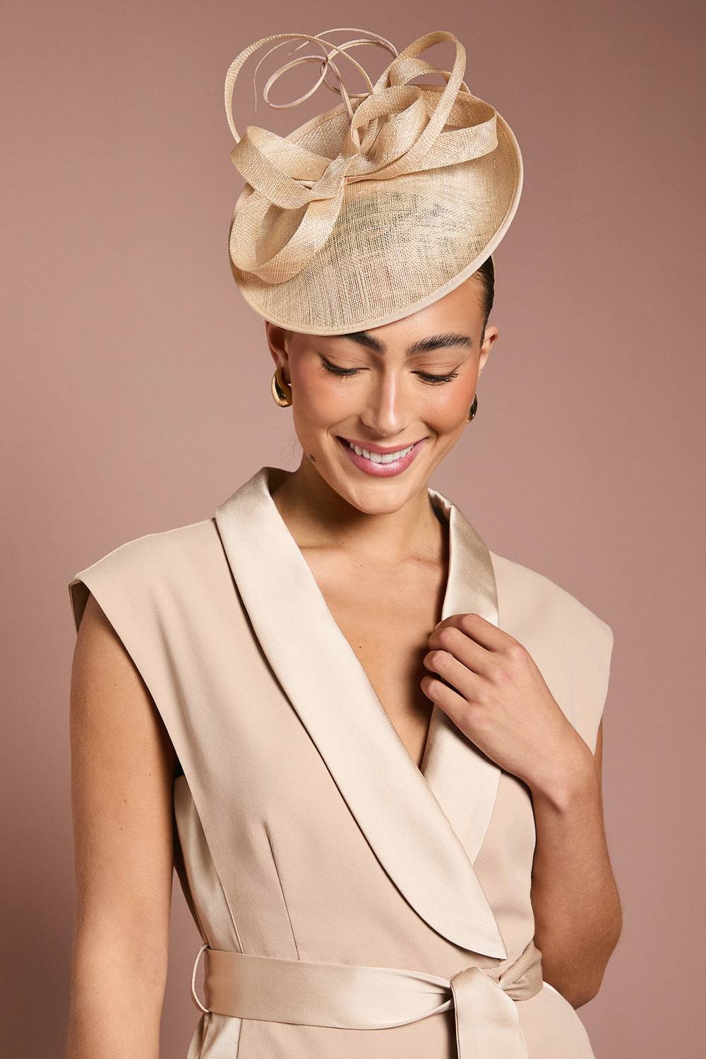 Coast Coast Women's Side Facing Structured Fascinator in Champagne - 2