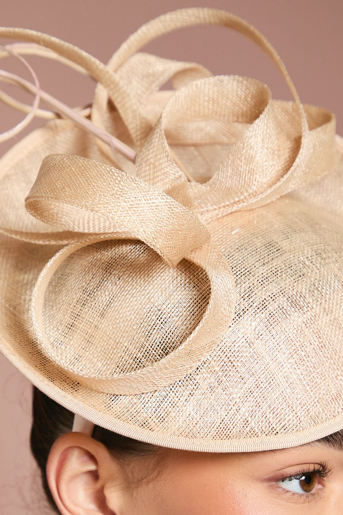 Coast Coast Women's Side Facing Structured Fascinator in Champagne - 3