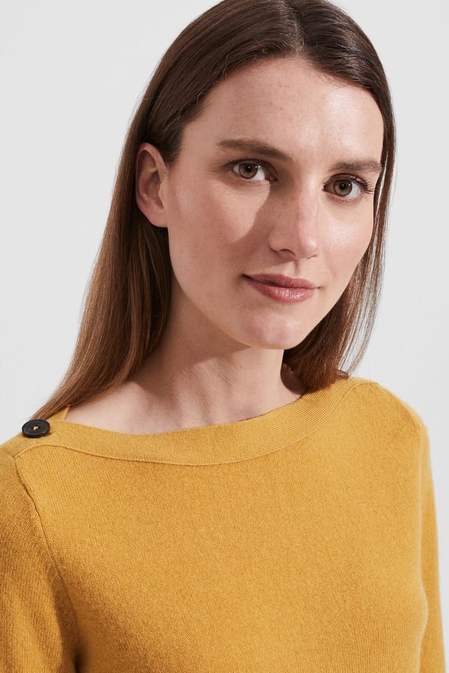 Hobbs London Hobbs London Women's Brinley Boat Neck Jumper in Mustard - 3