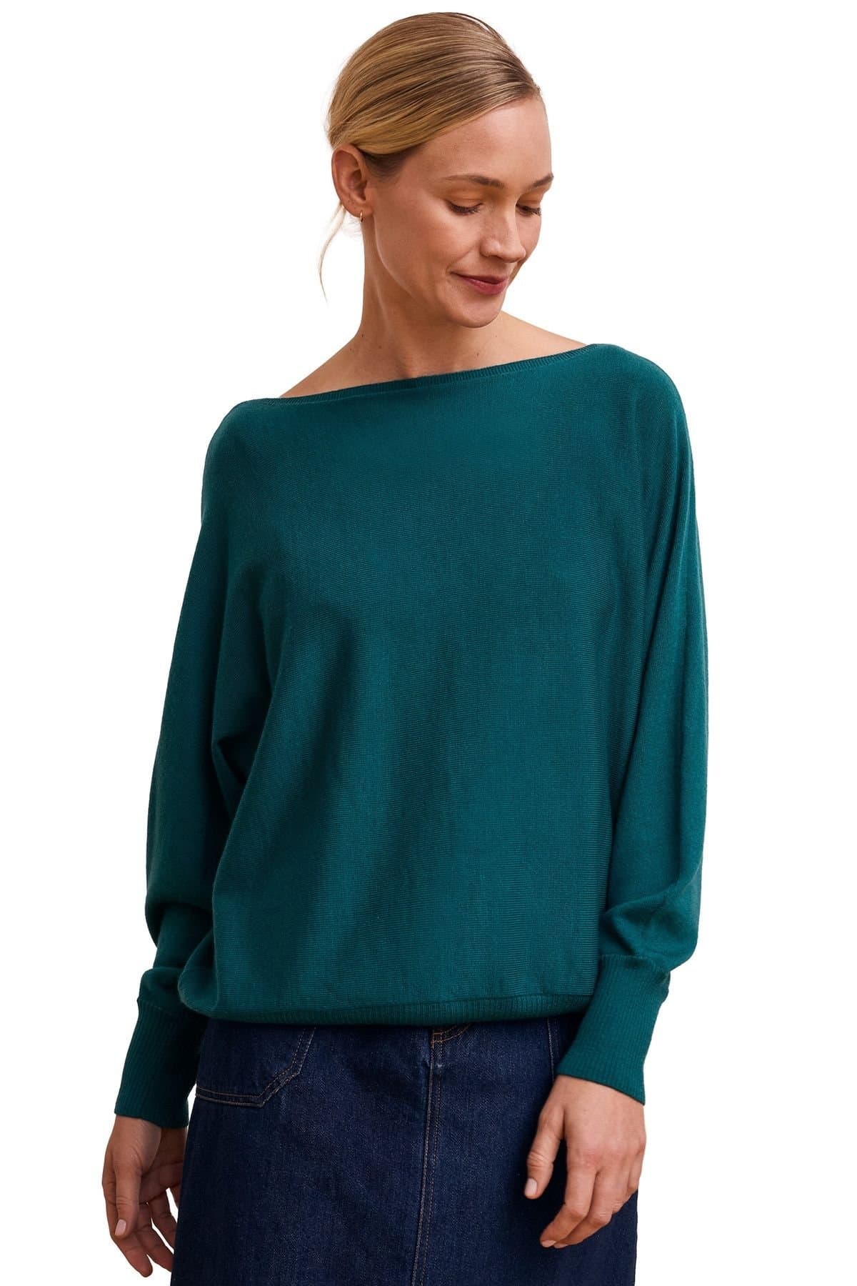 Celtic & Co Celtic & Co Women's Fine Knit Merino Relaxed Sweater in Teal
