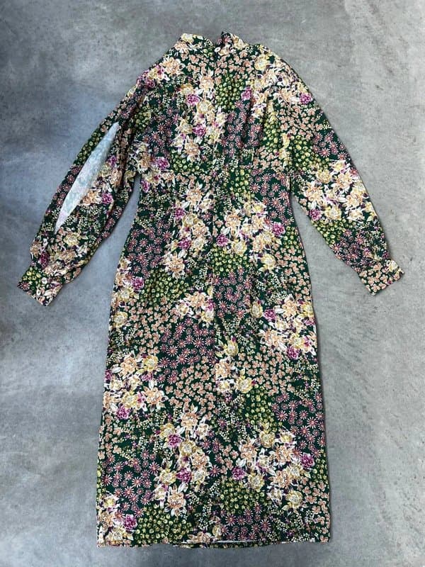Never Fully Dressed Never Fully DRessed Green Floral Maxi Dress - size 10
