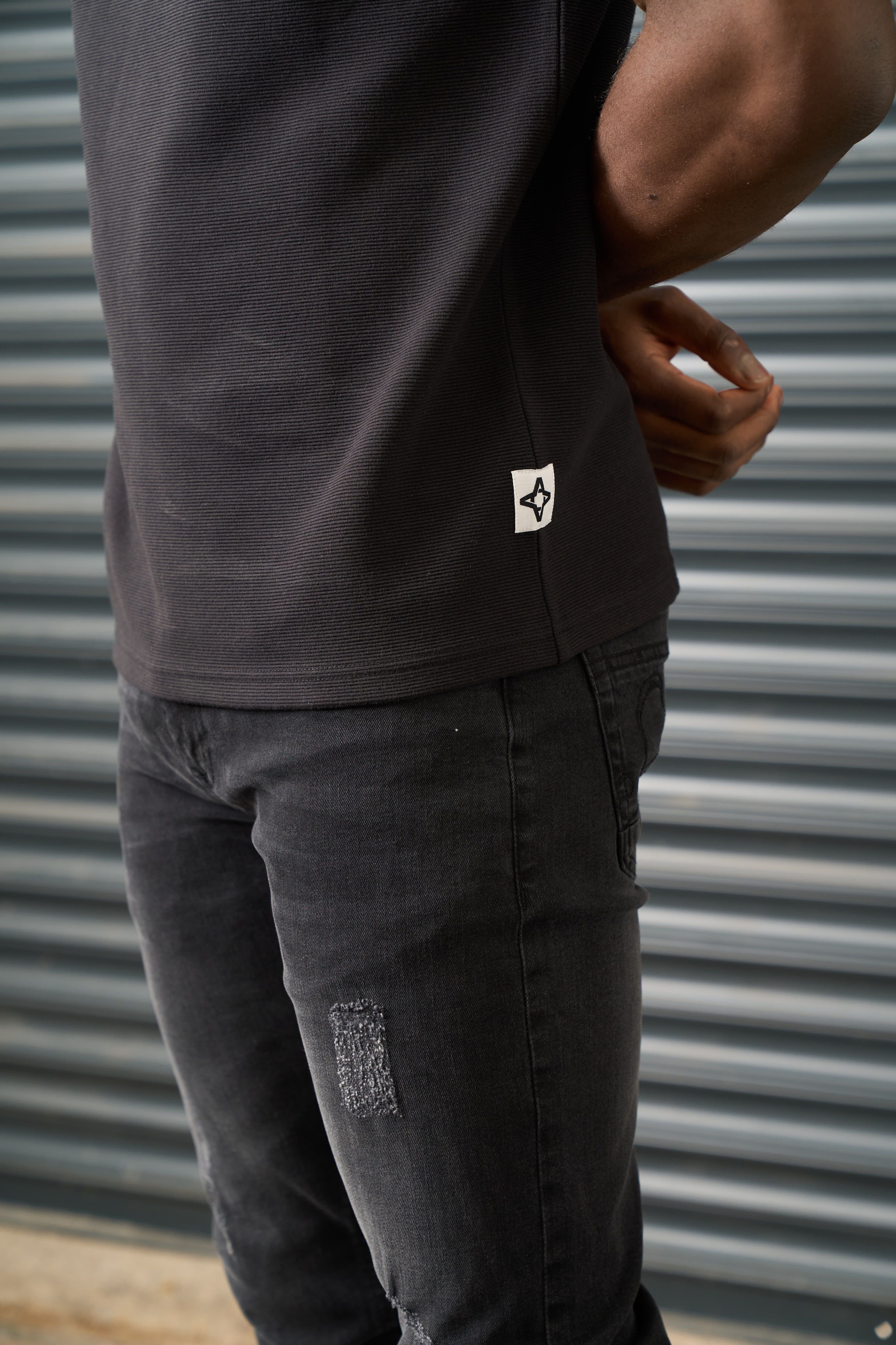 Archive Design Studios Archive Design Studios Men's Rekar T-Shirt in Black - 4