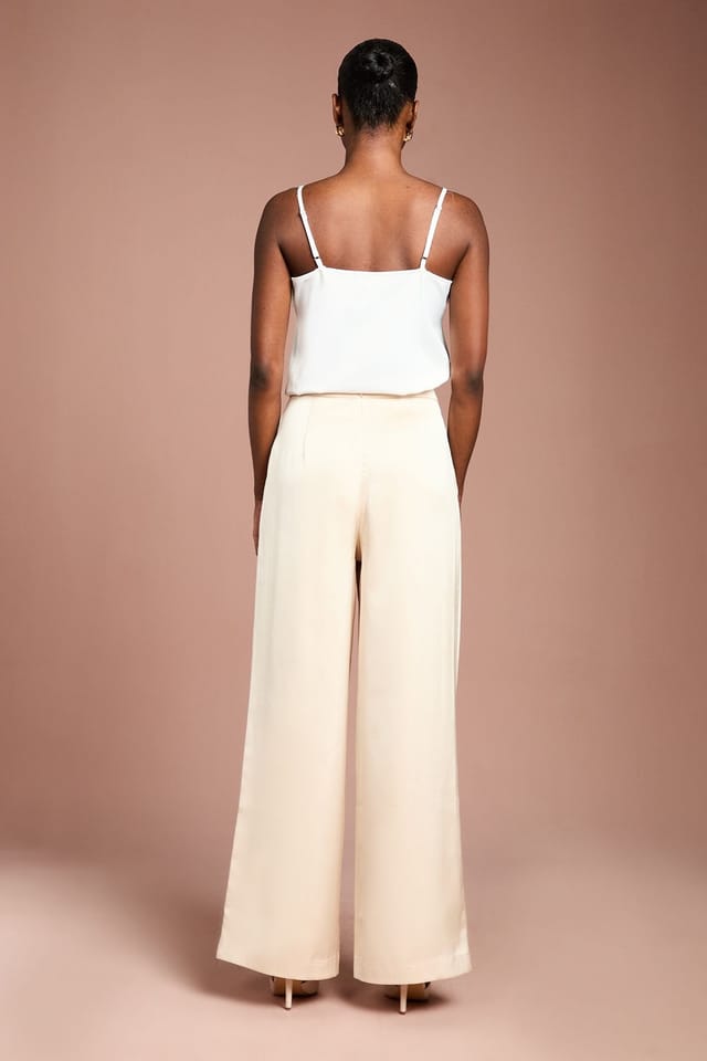 Coast Coast Women's Satin Flare Trouser in Champagne - 3