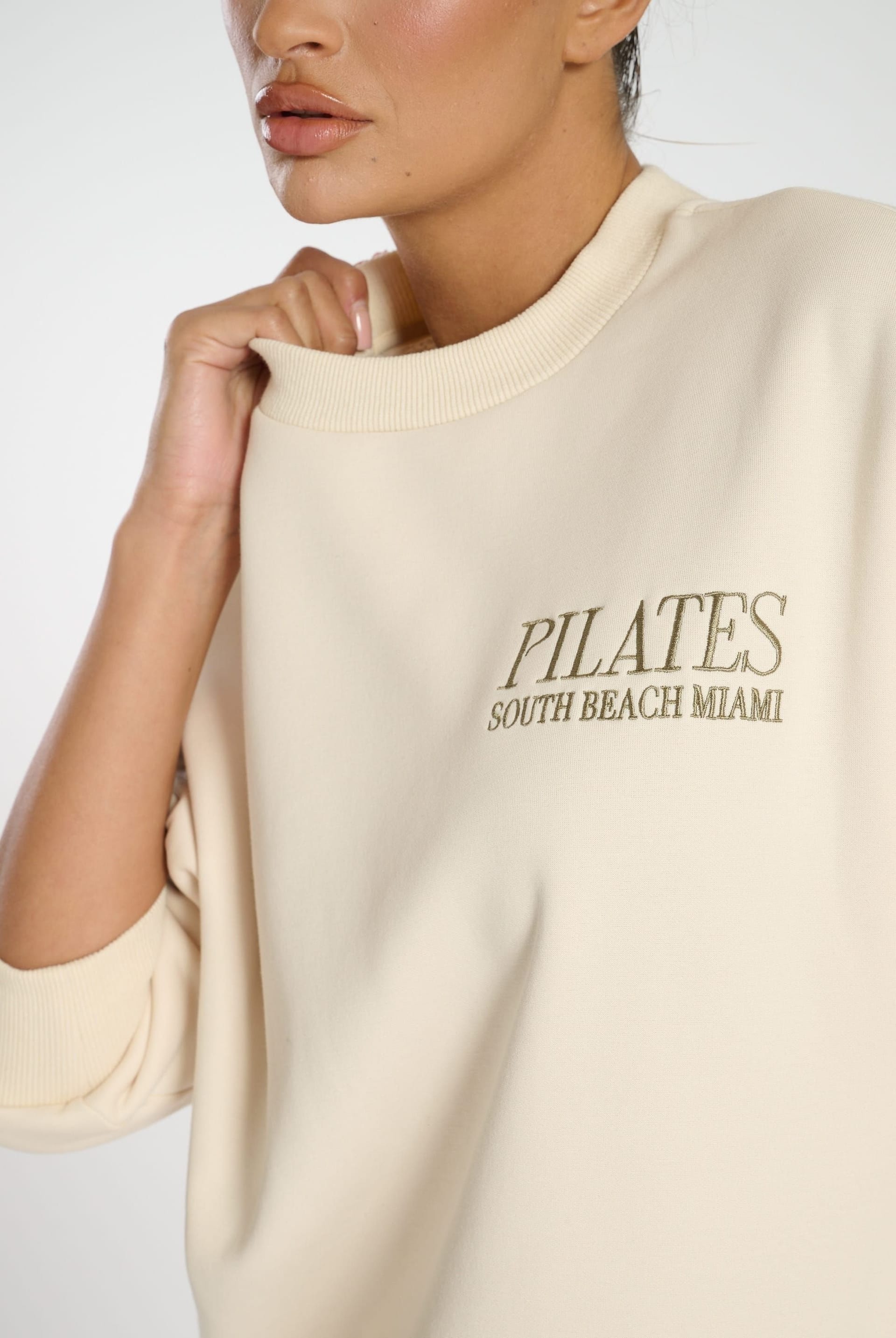 South Beach South Beach Women's Cream Pilates Crew Neck Sweater - 4