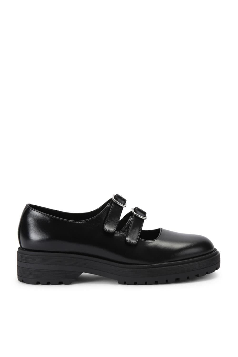 Steve Madden STEVE MADDEN Women's 'Alba Black' Leather Flats in Black