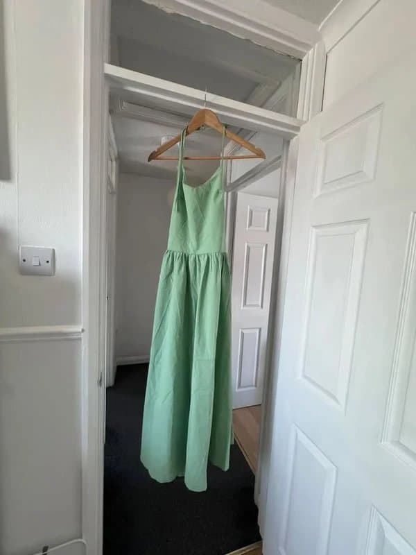 Green Elegant Green Backless Dress – Size S