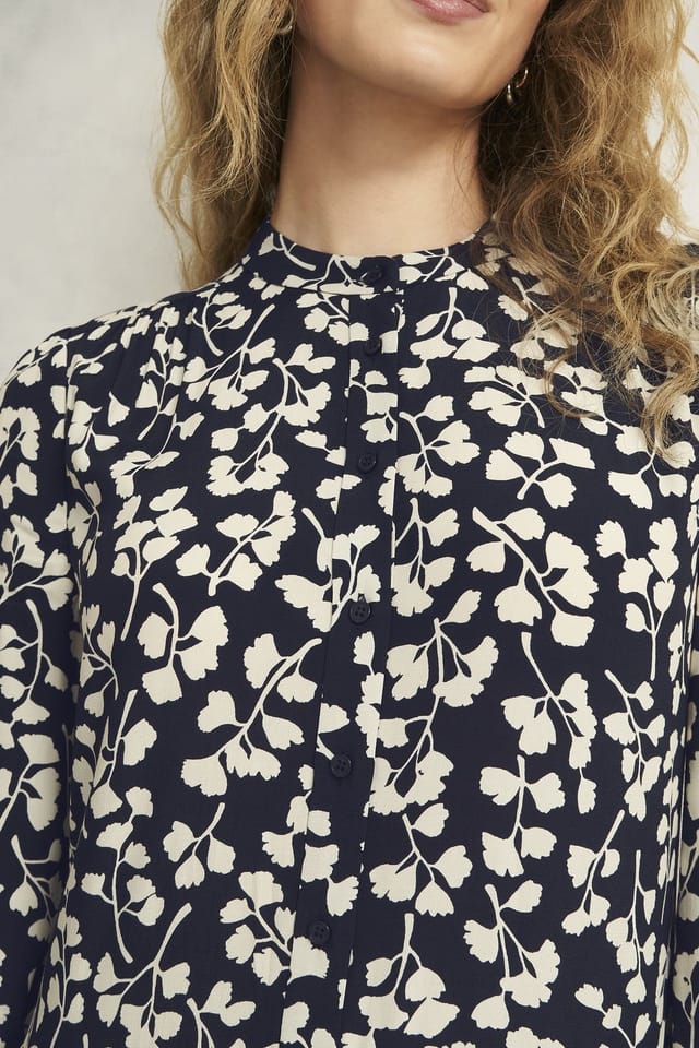 Hobbs London Hobbs London Women's Lacey Floral Print Mini Dress in Dark Navy - 3