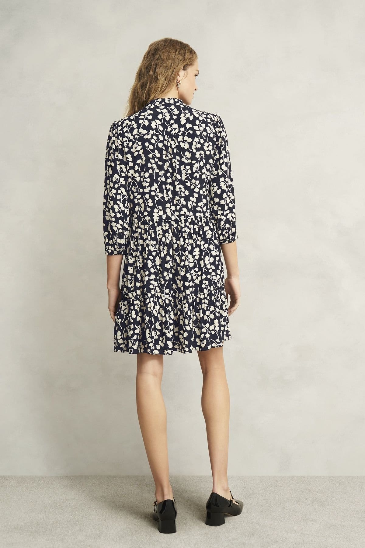 Hobbs London Hobbs London Women's Lacey Floral Print Mini Dress in Dark Navy - 4