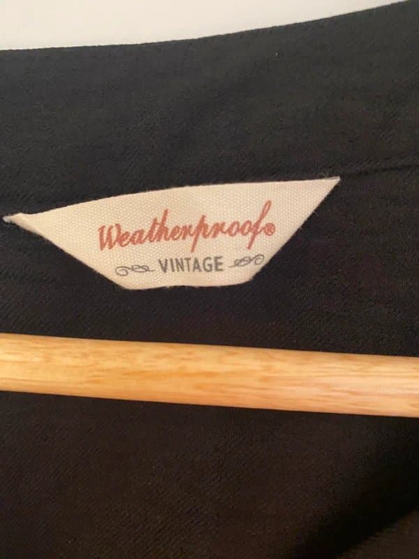 Weatherproof Vintage Size 18 Weatherproof Vintage Black Blouse – Lightweight & Easy to Style