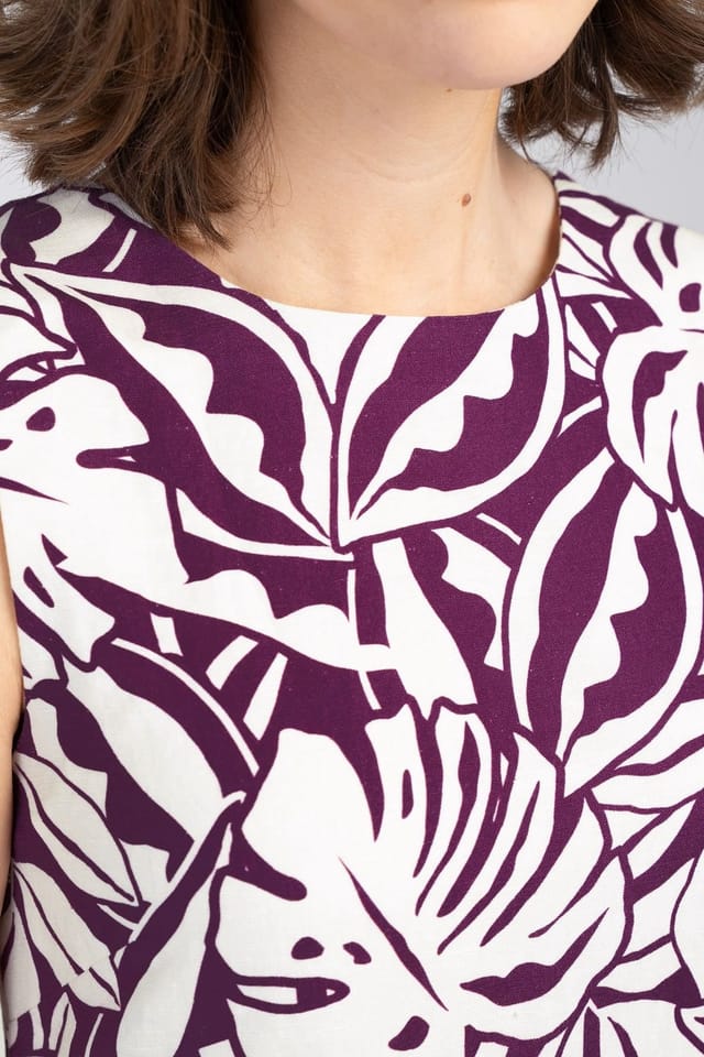 Kettlewell Kettlewell Women's Sleeveless Printed Linen Shift Dress in Plum - 3
