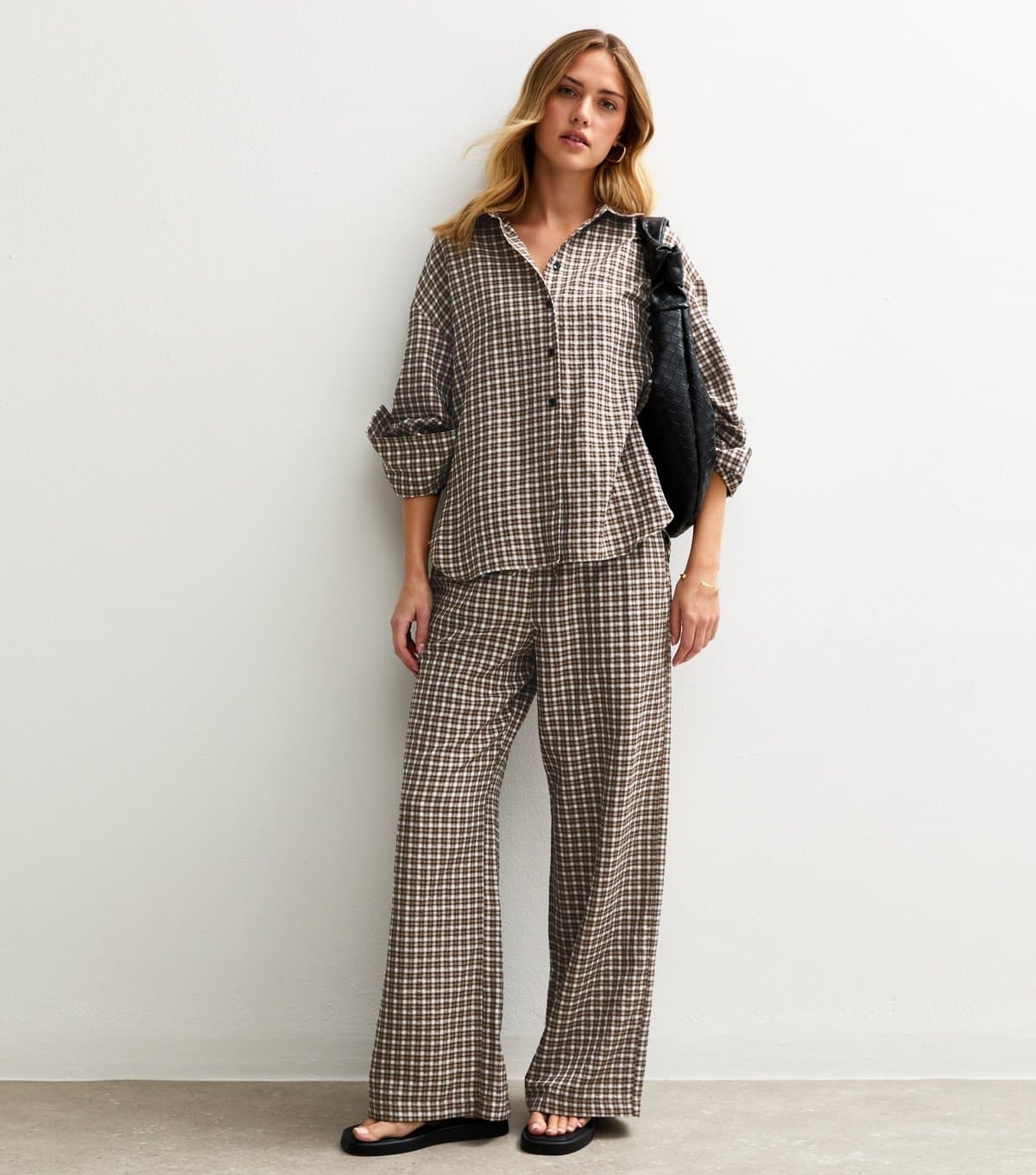 New Look Women's Brown Checked Wide Leg Trousers New Look